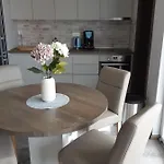 Διαμέρισμα Apartmenthouse Lizzi *