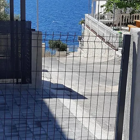 דירה Apartmenthouse Lizzi